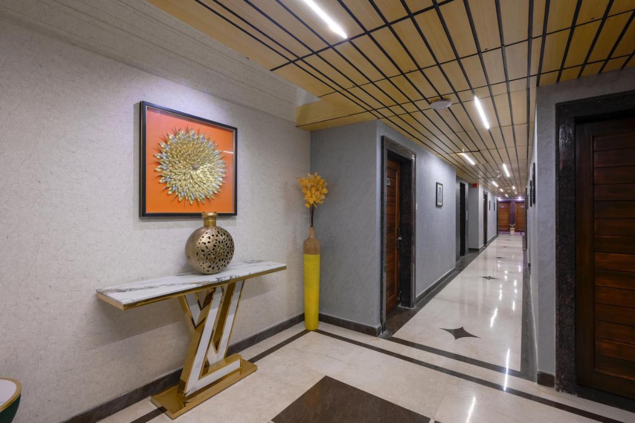 The Shivalik Hotel Bhubaneswar Exterior photo